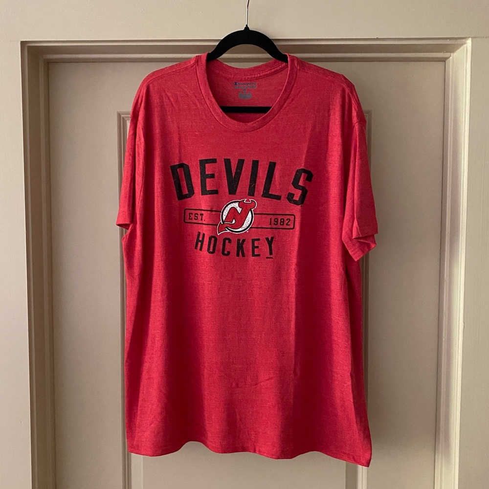 New Jersey Devils Hockey Fan T-shirt 🏒